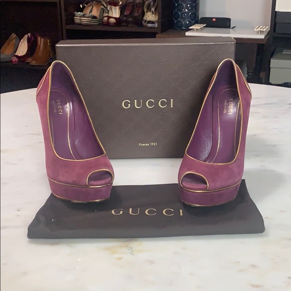 Gucci Shoes - GUCCI suede heels EUC